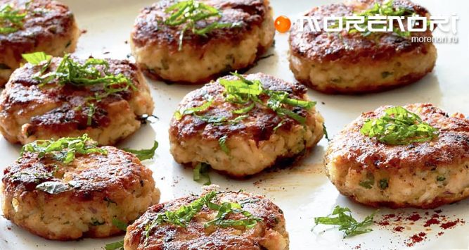 Котлеты из щуки с салом Котлеты из щуки с салом